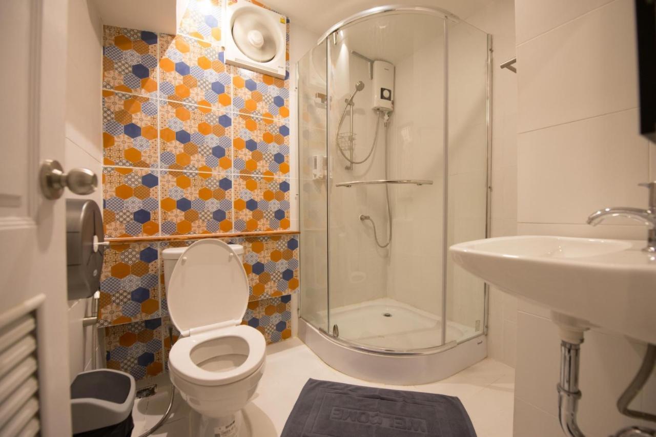 4Share Hostel (Adults Only) Bangkok Esterno foto