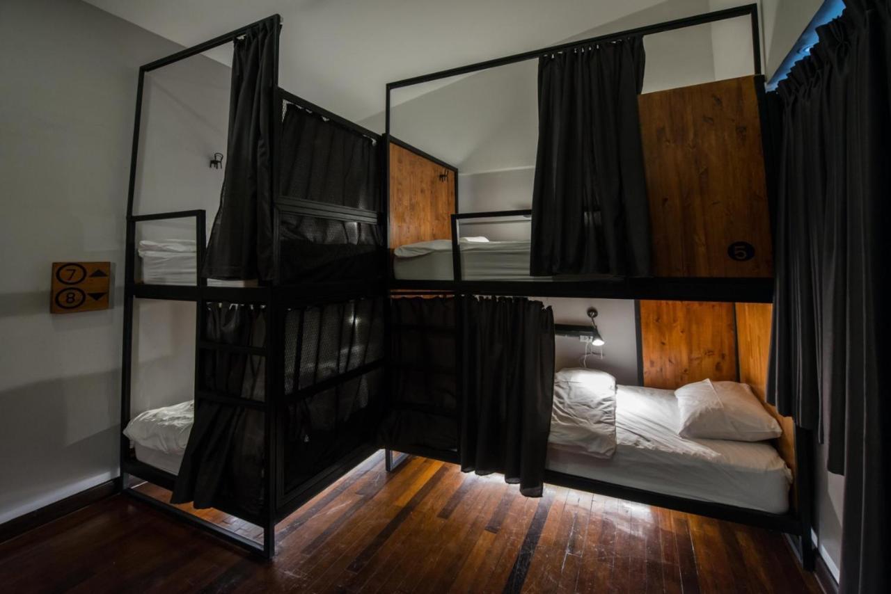 4Share Hostel (Adults Only) Bangkok Esterno foto