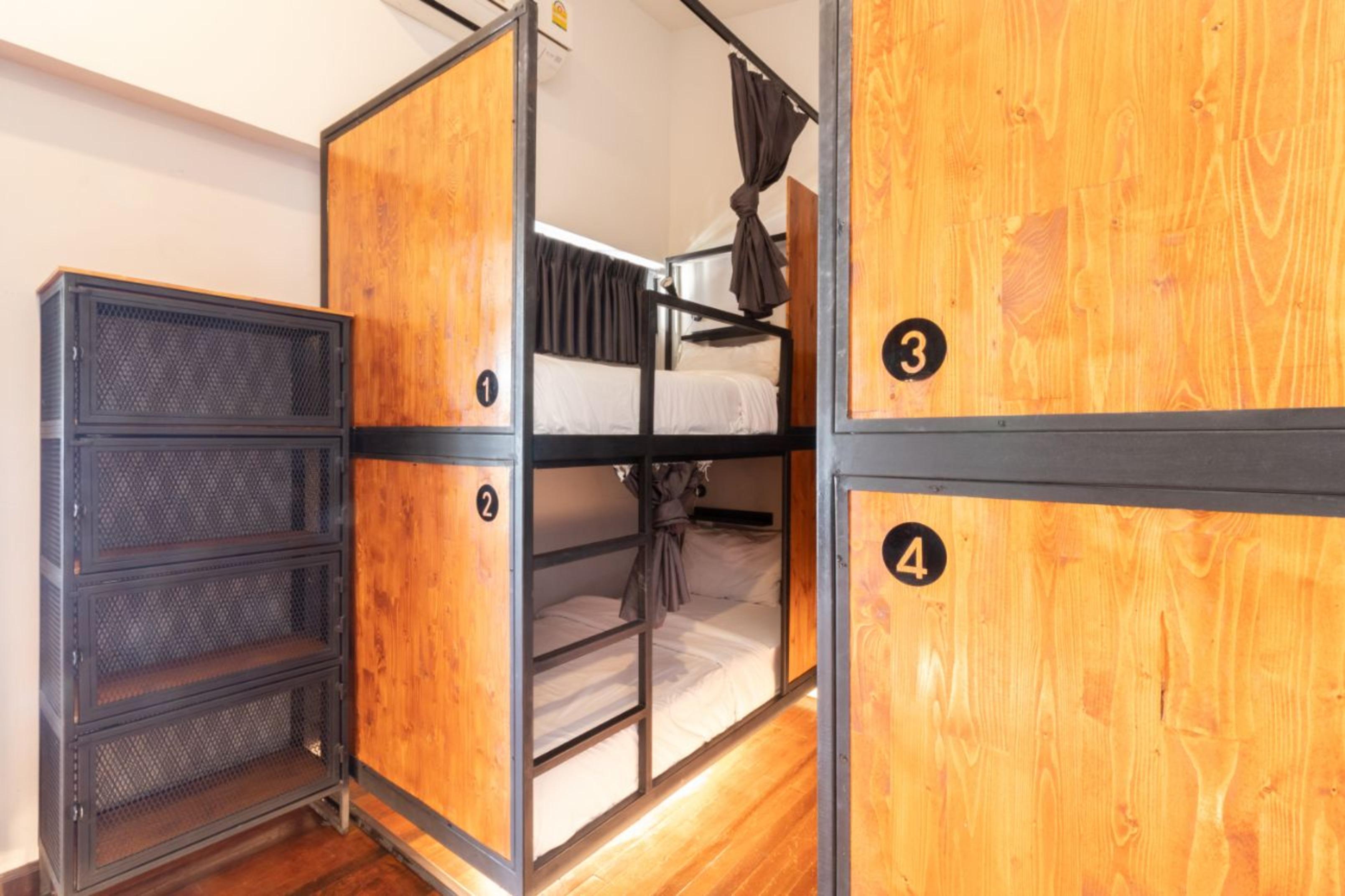 4Share Hostel (Adults Only) Bangkok Esterno foto