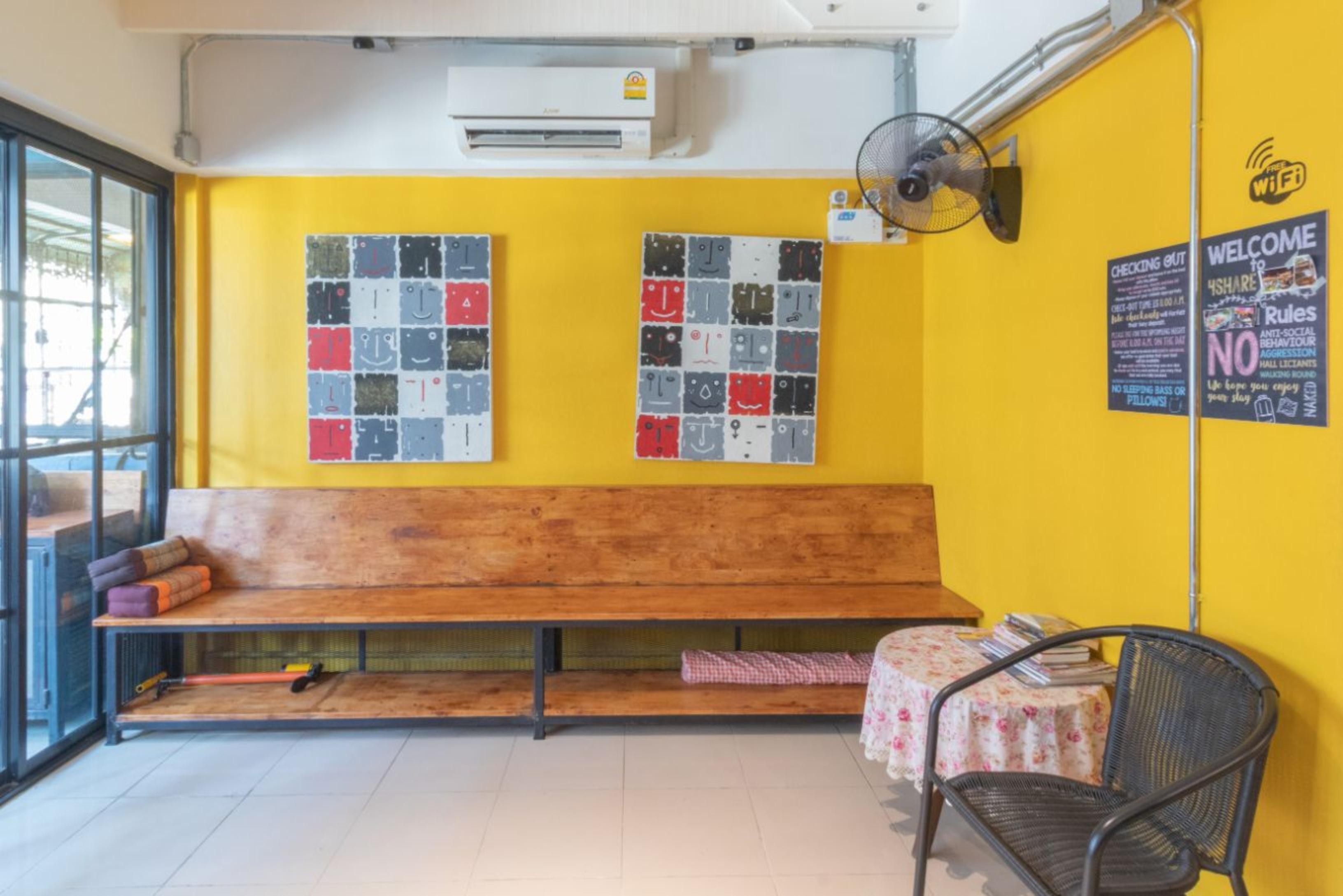 4Share Hostel (Adults Only) Bangkok Esterno foto