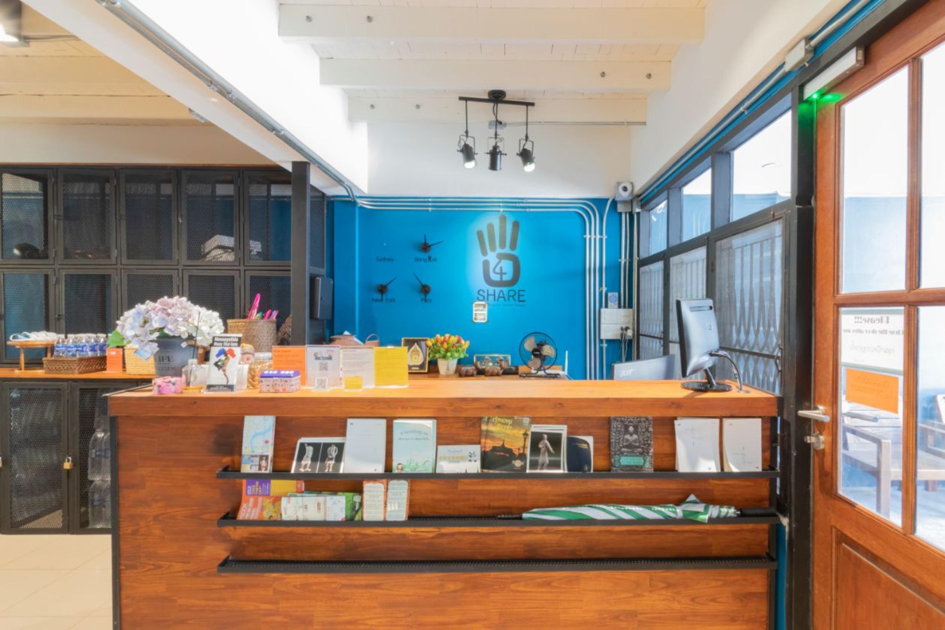 4Share Hostel (Adults Only) Bangkok Esterno foto